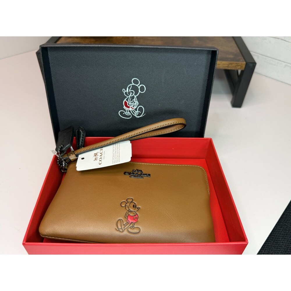 NWT 2016 Disney x Coach Mickey Mouse Wristlet 56266B Saddle Leather Limited Ed